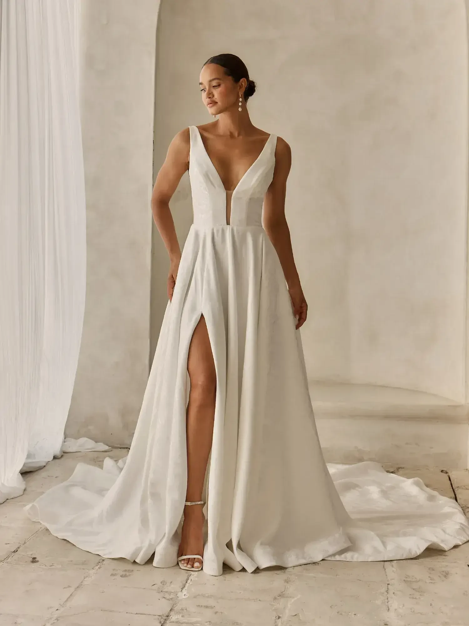 Visit Fort Lauderdale vs Pompano Beach: Where Should You Shop for Your Wedding Dress? details page